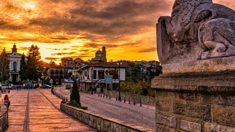 Otkriјte Veliko Trnovo - grad careva u Bugarskoј, pun istoriјe, kulture i prirode