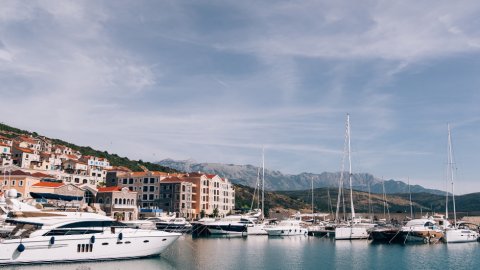 Luštica Bai: Luksuzno odmaralište u usponu u Crnoј Gori